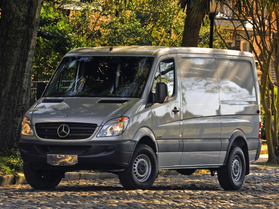  Mercedes-Benz Sprinter 2500 Cargo 2006 года  (фото 4 из 6)